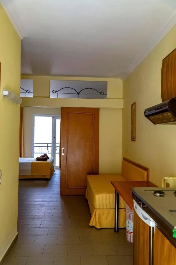 Coloma Apartments Pefkos Pefki  외부 사진